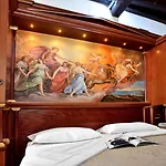 Hotel Pantheon 4*
