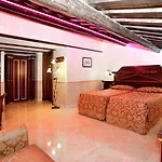 Pantheon Hotel