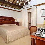 Hotel Pantheon