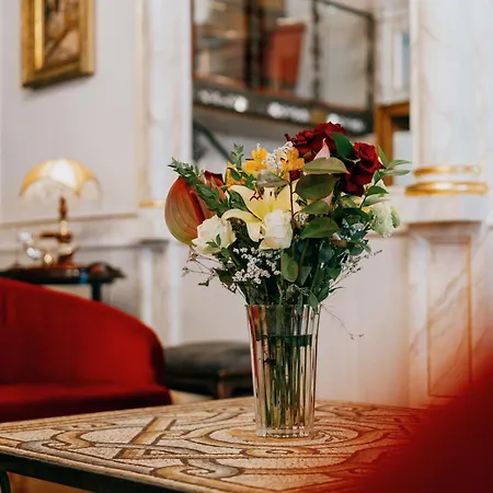 Pantheon Hotel