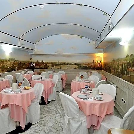 Pantheon Hotel