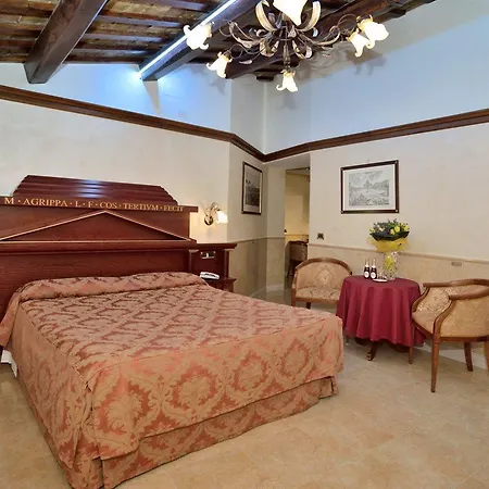 Otel Pantheon 4*